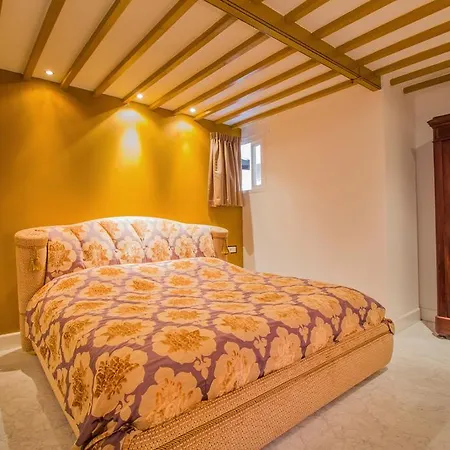 The Royal Suite - R.Q.C. La Haye Chambre photo
